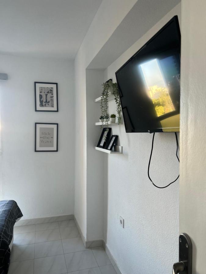 Apartamentos Acuario 베날마데나코스타 외부 사진